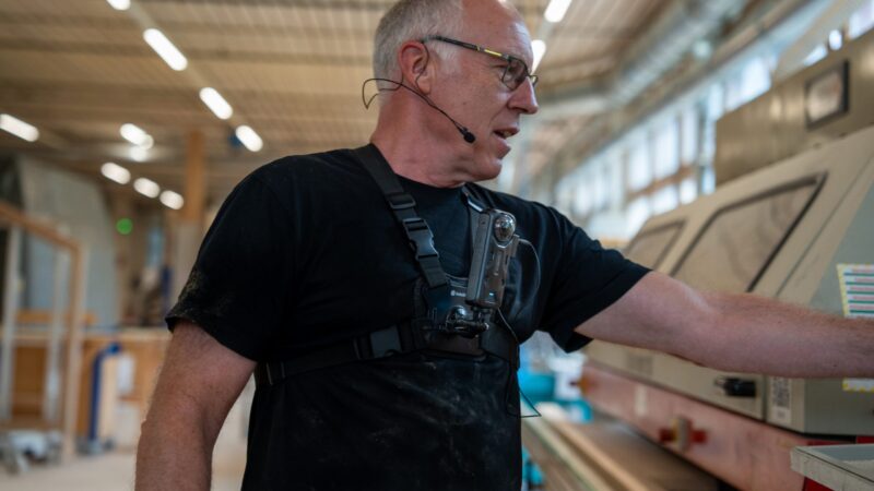 Stop Losing What Your Best Employees Know: The Manufacturing Workforce Training Fix You Need Now